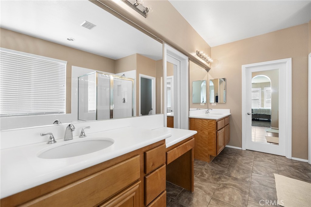 33713 Pebble Brook Circle Temecula, CA 92592 - Photo 34 of 62