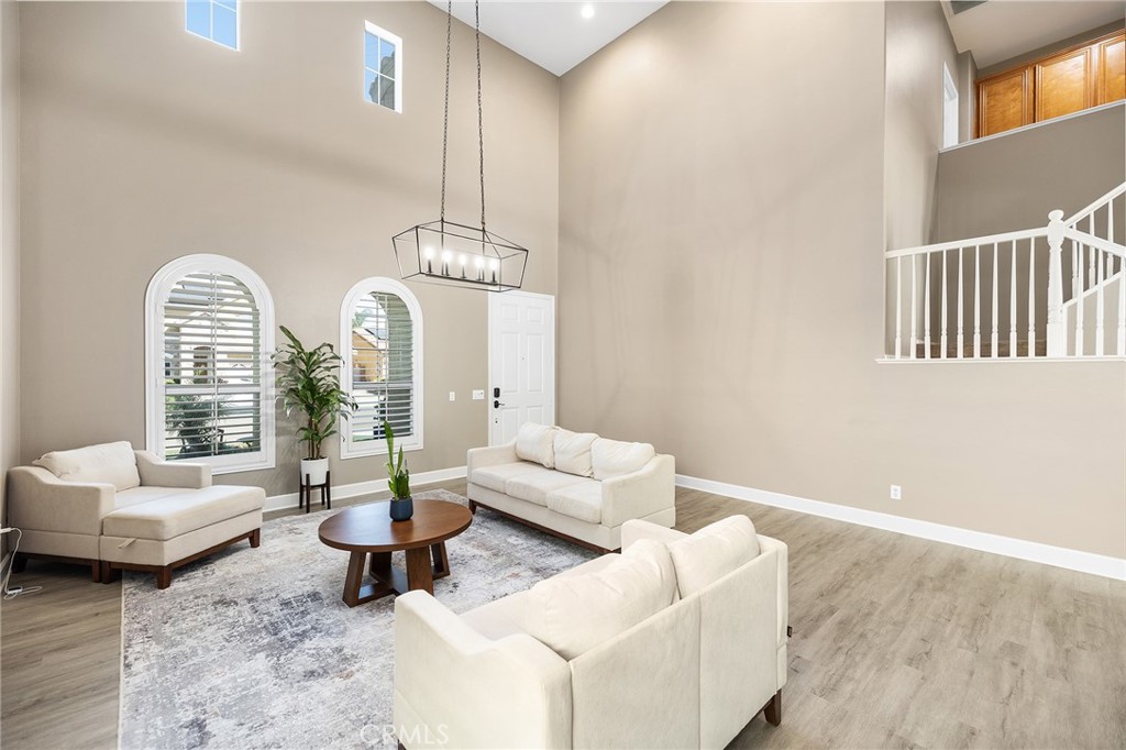 33713 Pebble Brook Circle Temecula, CA 92592 - Photo 8 of 62