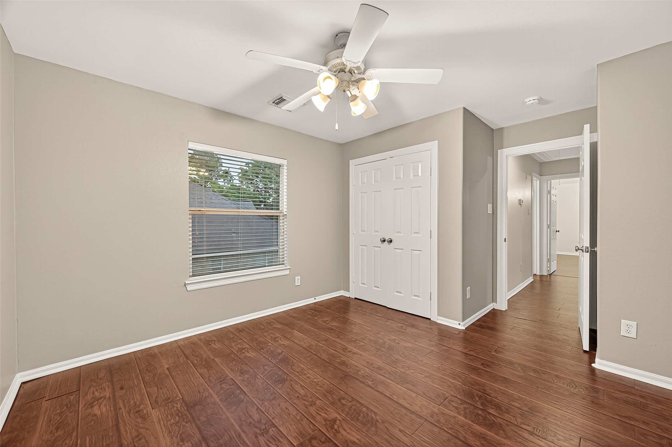 4802 North Pine Brook Way Houston, TX 77059 - Photo 30 of 47