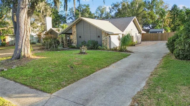 $485,000 | 501 Penn National Road, Seffner, FL 33584