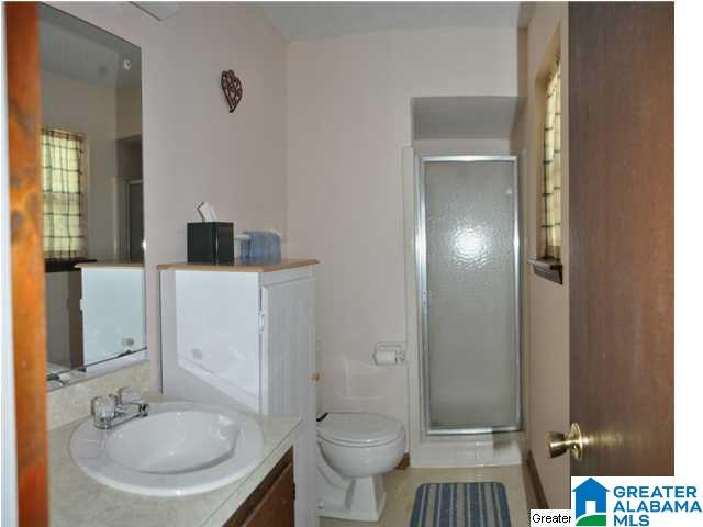 909 Colonial Drive Alabaster, AL 35007 - Photo 10 of 25