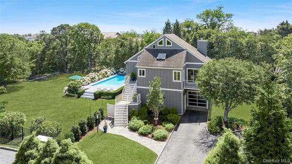$2,849,000 | 4 Meadow Lane, Westhampton Beach, NY 11978