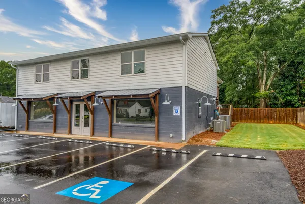 $1,200 | 224 Alcovy Street, Unit B, Monroe, GA 30655