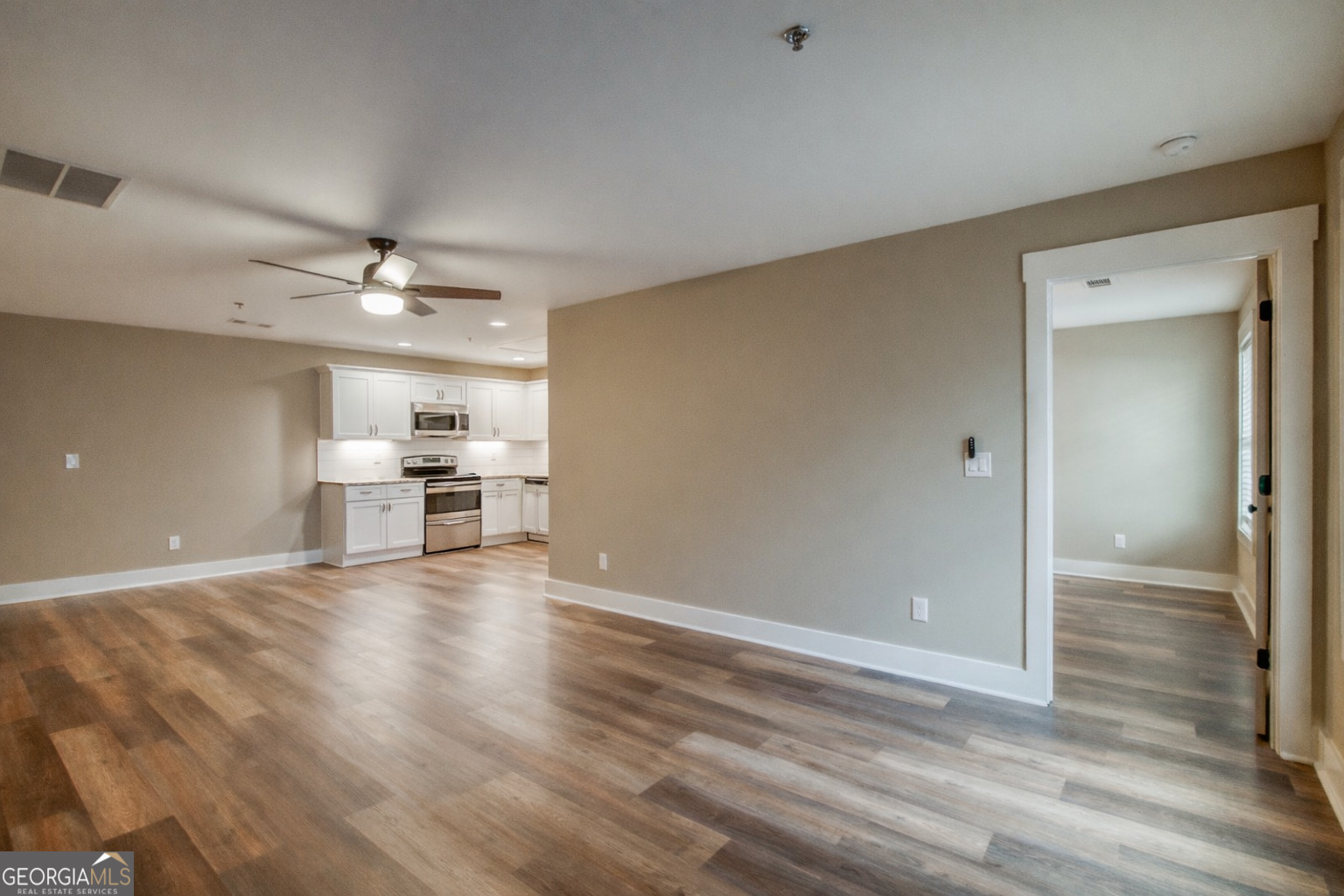 224 Alcovy Street, Unit B Monroe, GA 30655 - Photo 5 of 18