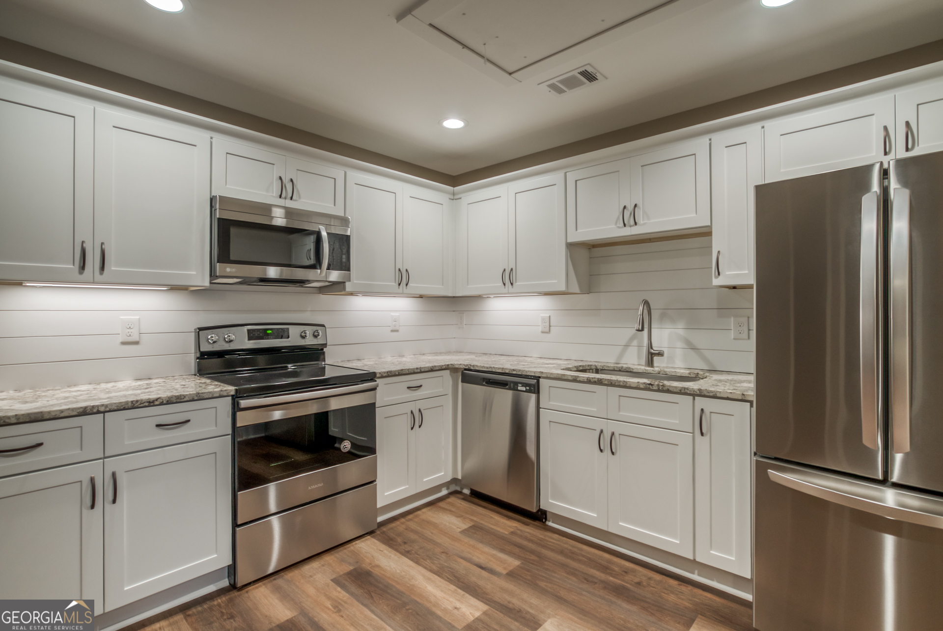 224 Alcovy Street, Unit B Monroe, GA 30655 - Photo 10 of 18