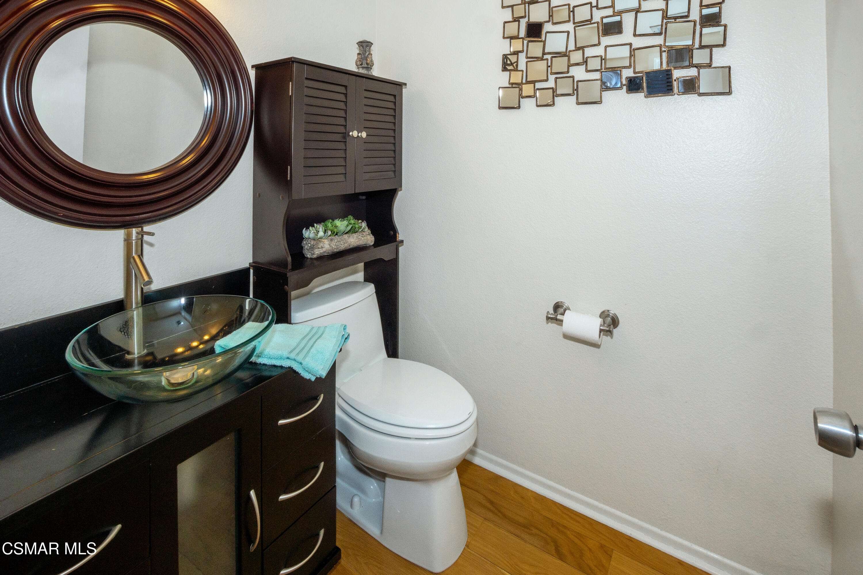 4019 Conejo Mesa Street Moorpark, CA 93021 - Photo 16 of 29 powder rm 4019 Conejo Mesa St