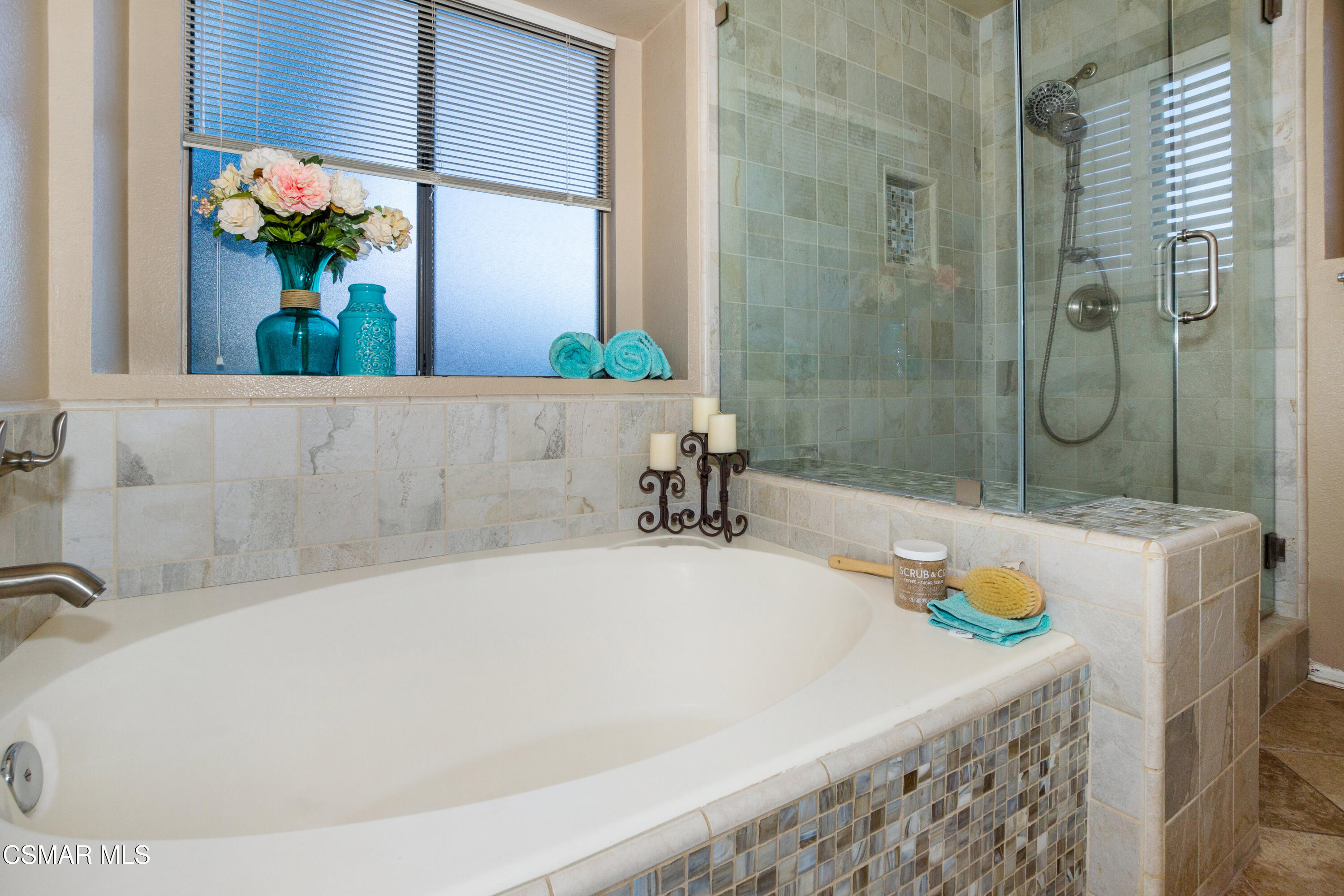 4019 Conejo Mesa Street Moorpark, CA 93021 - Photo 21 of 29 soaking tub 4019 Conejo Mesa St_