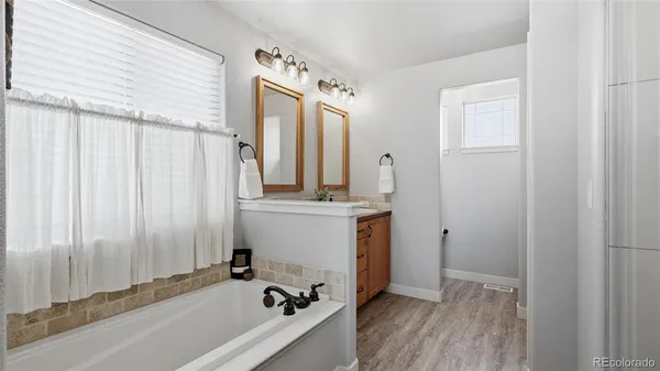 $849,900 | 40690 Leif Lane, Ault, CO 80610