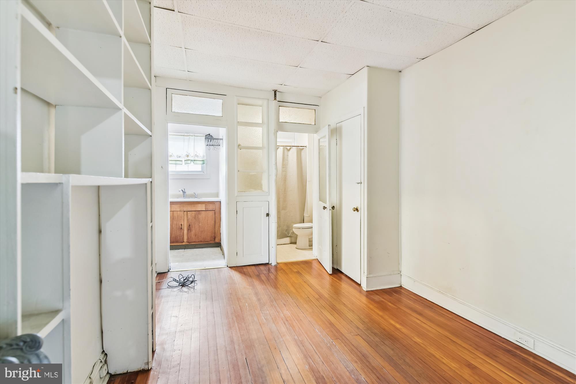 109 East 33rd Street Baltimore, MD 21218 - Photo 22 of 70 Unit #2- Living Room