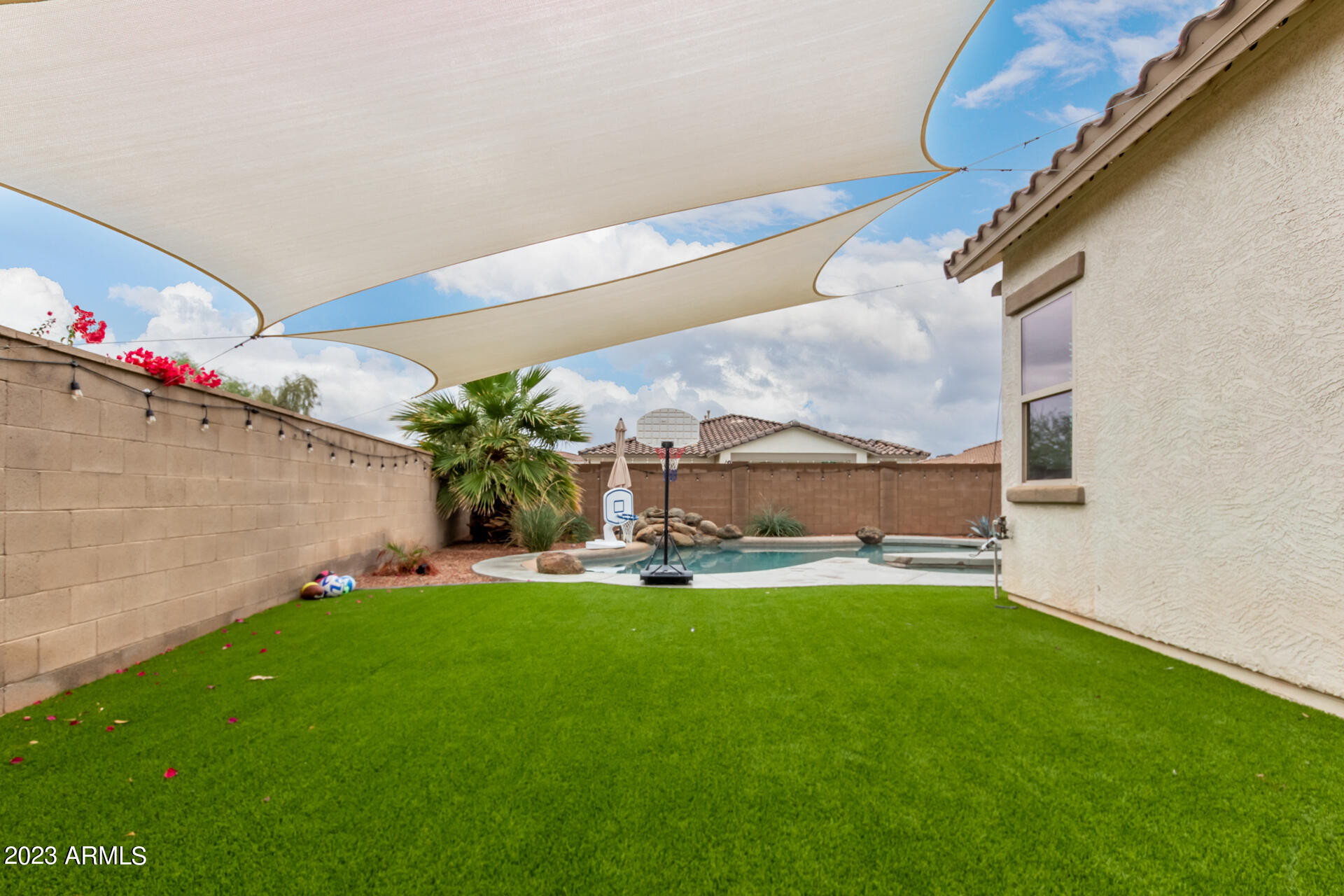17909 West Agave Road Goodyear, AZ 85338 - Photo 32 of 34 Turf Grass