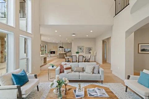 $1,899,000 | 999 Enchanted Oaks Drive, Driftwood, TX 78619