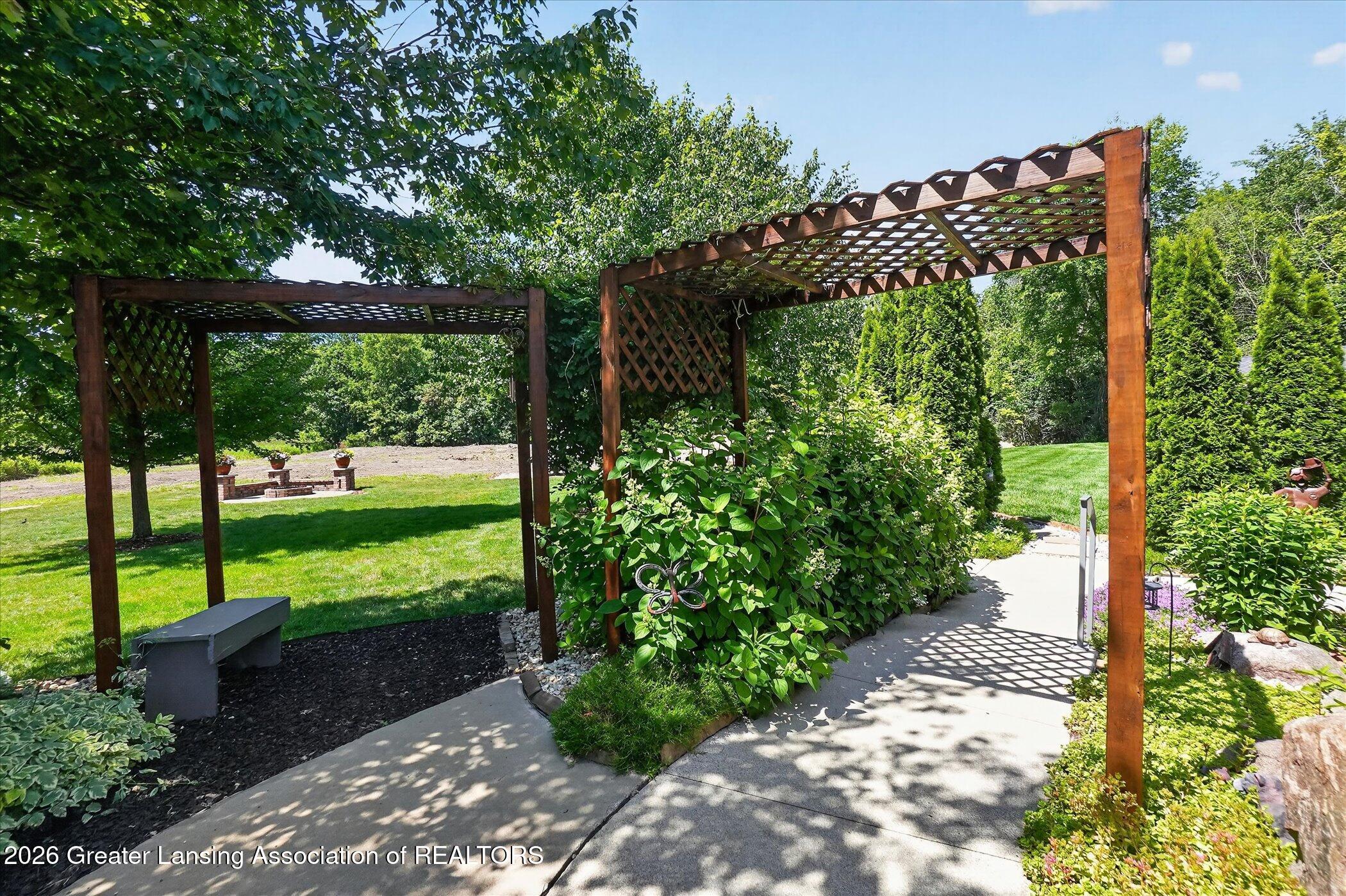 325 Priest Road Owosso, MI 48867 - Photo 48 of 86