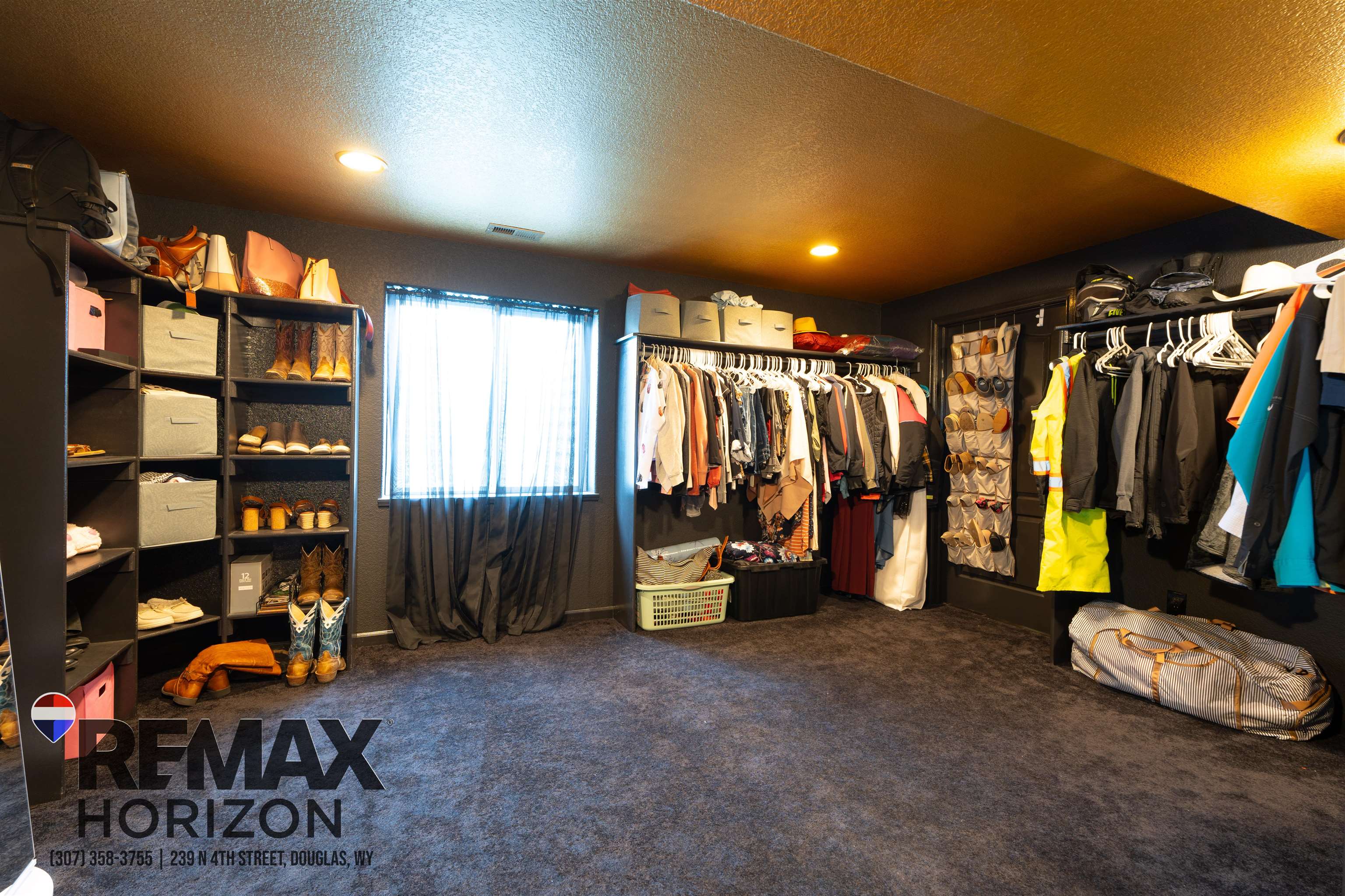 118 Bow Street Douglas, WY 82633 - Photo 22 of 39