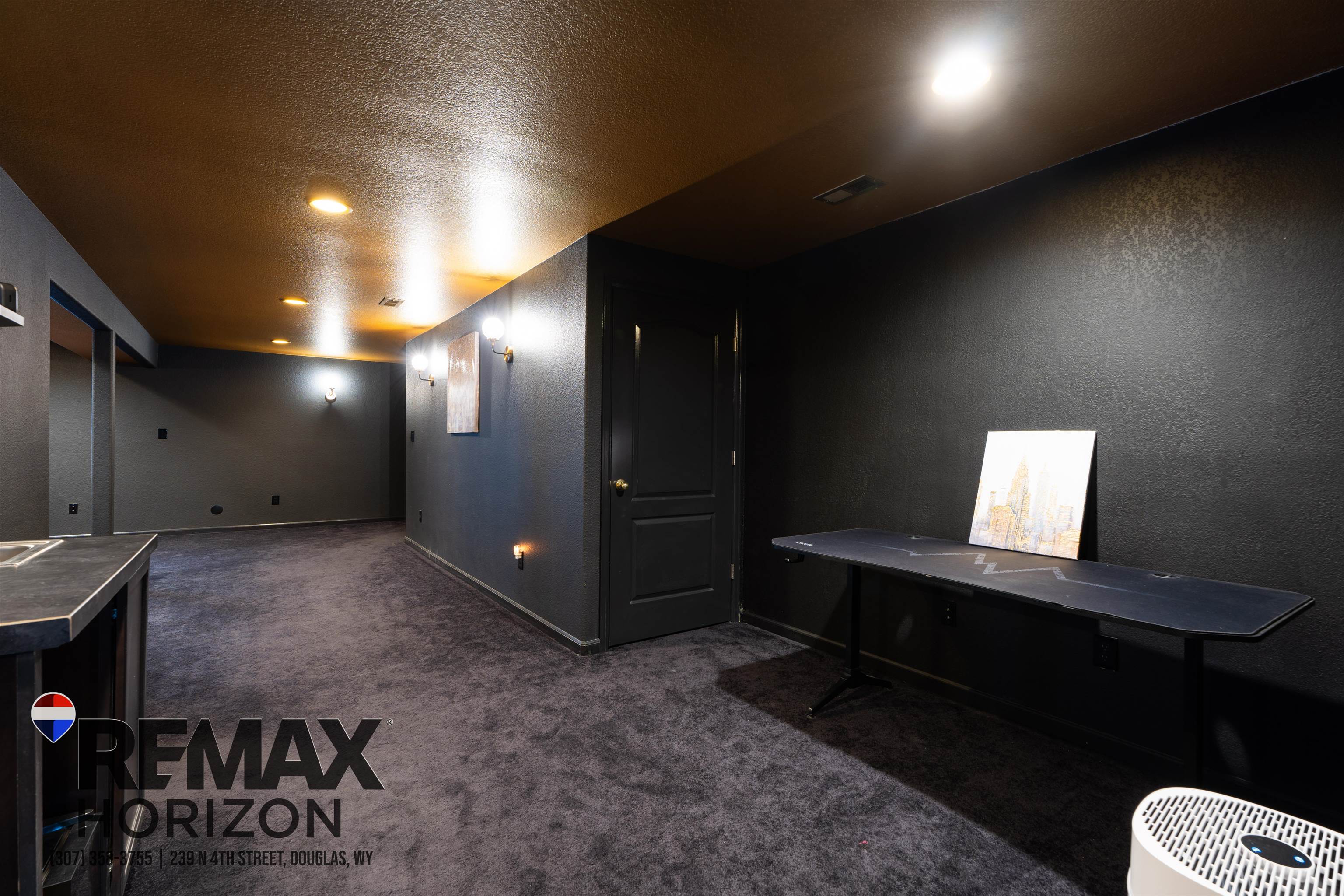 118 Bow Street Douglas, WY 82633 - Photo 28 of 39