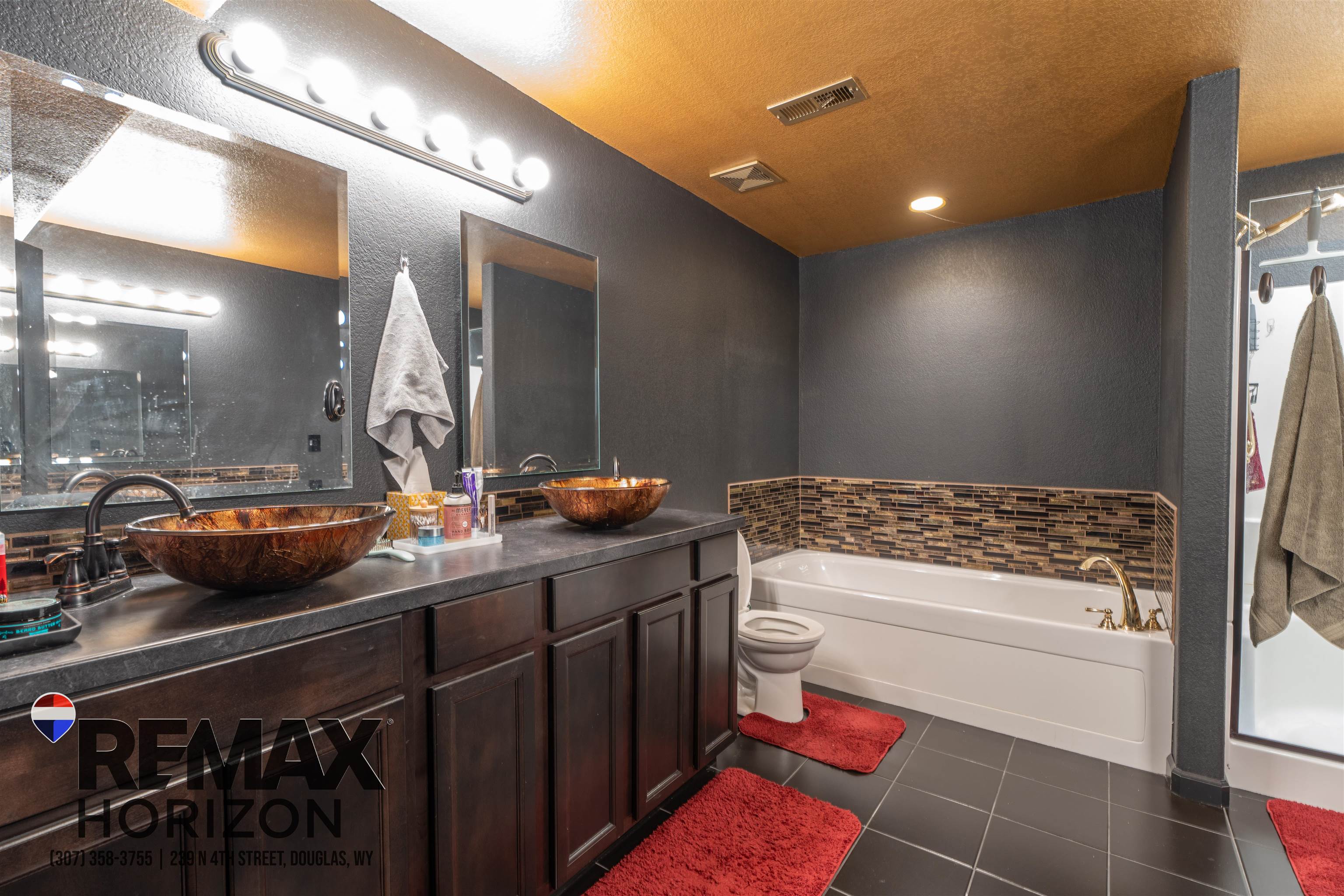 118 Bow Street Douglas, WY 82633 - Photo 31 of 39