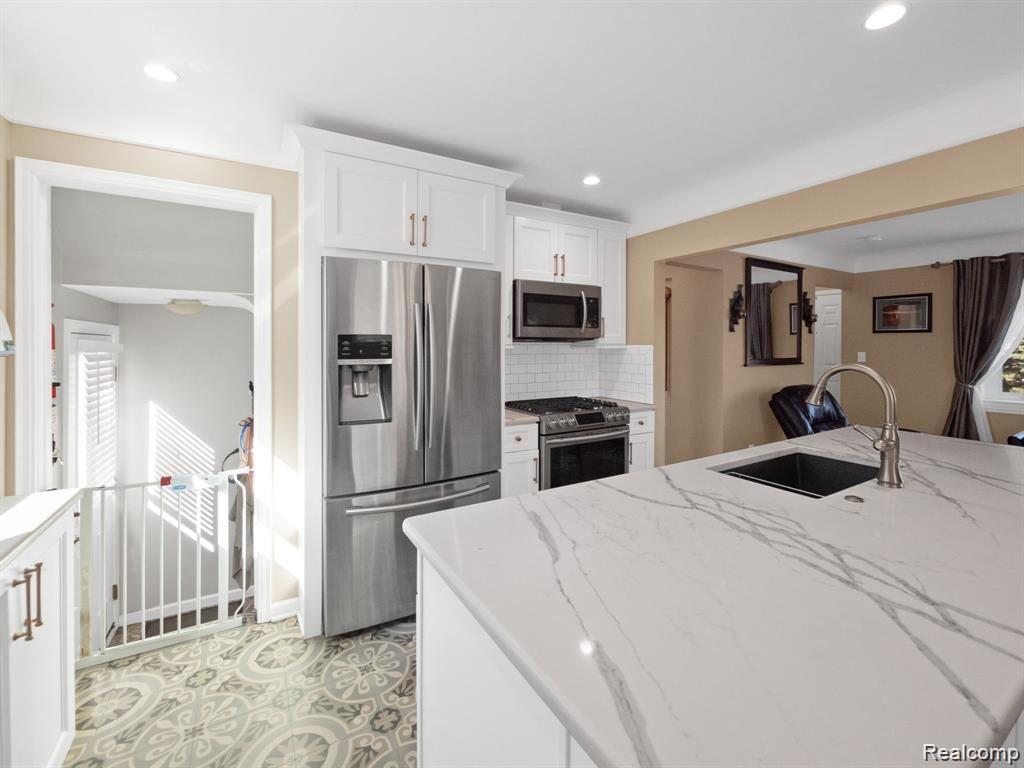 395 Coolidge Road Birmingham, MI 48009 - Photo 14 of 43