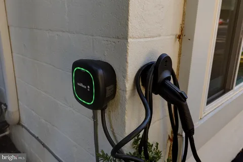 $340,000 | 10 Hillside Road, Greenbelt, MD 20770