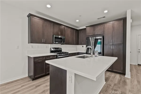 $3,800 | 14610 Isla Vista Drive, Panorama City, CA 91402