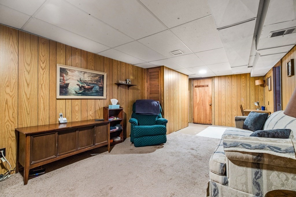 28 Bulow Road Hingham, MA 02043 - Photo 26 of 42 Gallery Image 26