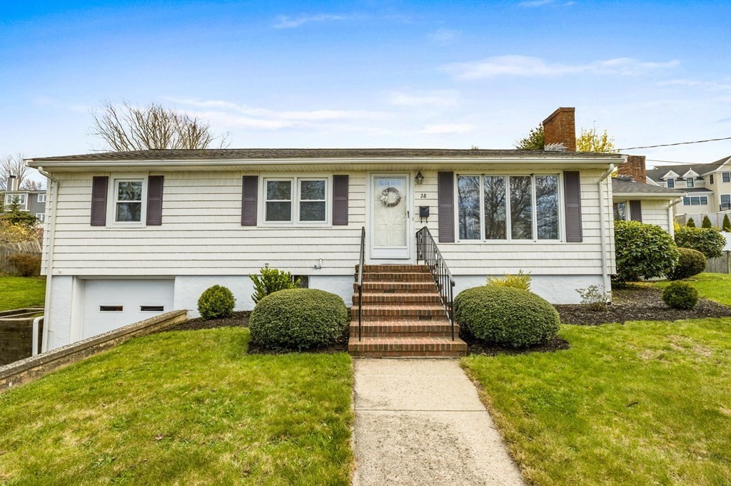 28 Bulow Road Hingham, MA 02043 - Photo 3 of 42 Gallery Image 3