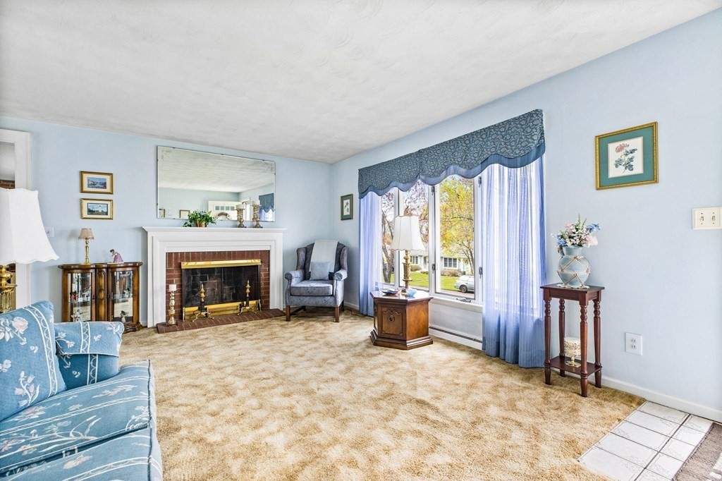 28 Bulow Road Hingham, MA 02043 - Photo 6 of 42 Gallery Image 6