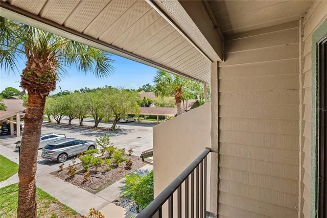 $189,900 | 928 Sunridge Drive, Unit F2, Sarasota, FL 34234
