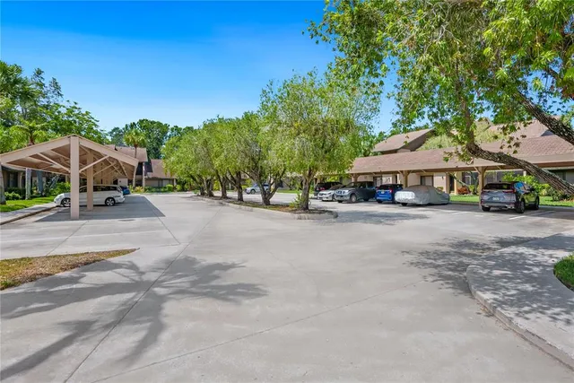 $189,900 | 928 Sunridge Drive, Unit F2, Sarasota, FL 34234