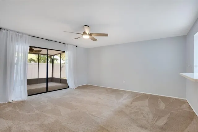 $189,900 | 928 Sunridge Drive, Unit F2, Sarasota, FL 34234