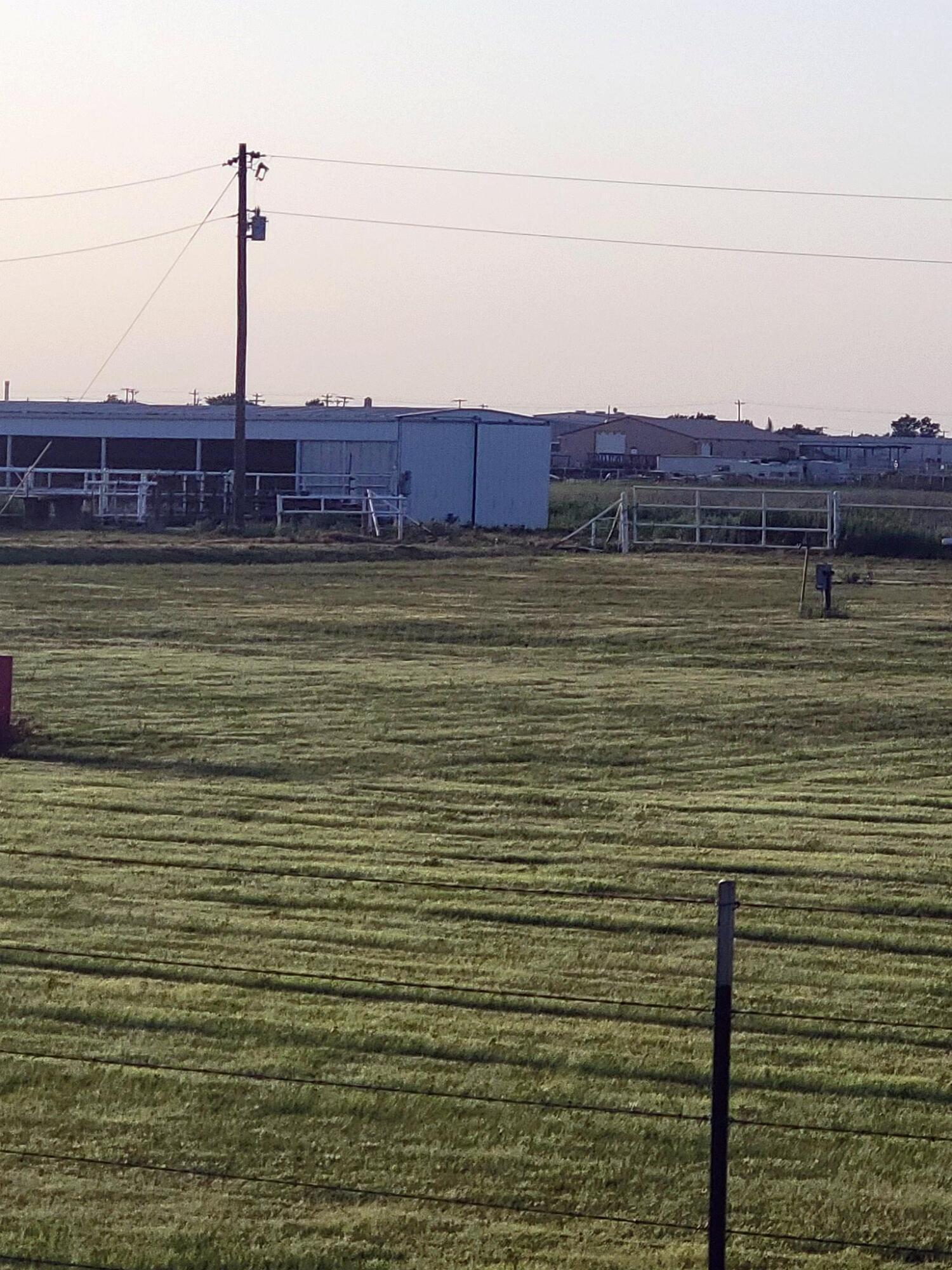 14355 Southeast Se Loop Perryton, TX 79070 - Photo 25 of 33 a view of a ocean with a terrace