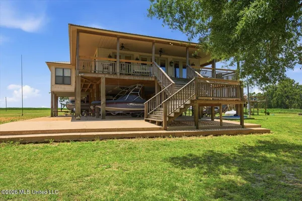 $425,000 | 2595 Deerfield Road, Yazoo City, MS 39194