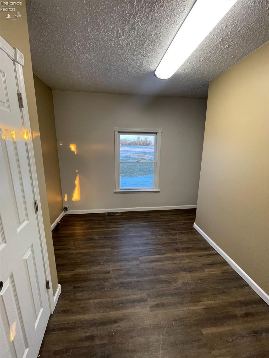1352 Myers Road Mansfield, OH 44903 - Photo 9 of 19 Gallery Image 9