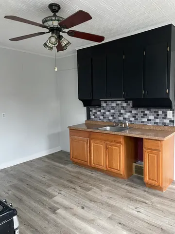 $1,450 | 38 Myrtle Avenue, Waterbury, CT 06708