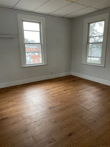 $1,450 | 38 Myrtle Avenue, Waterbury, CT 06708