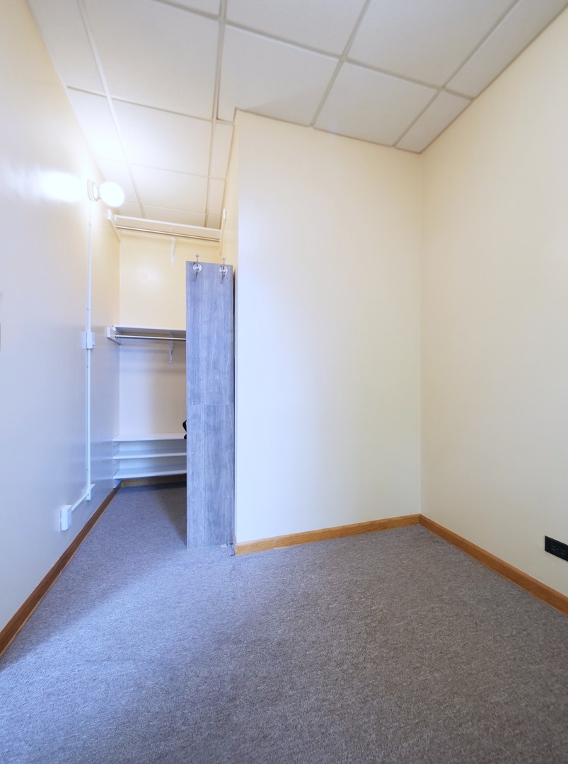 4556 South Justine Street Chicago, IL 60609 - Photo 32 of 50 a view of an empty room