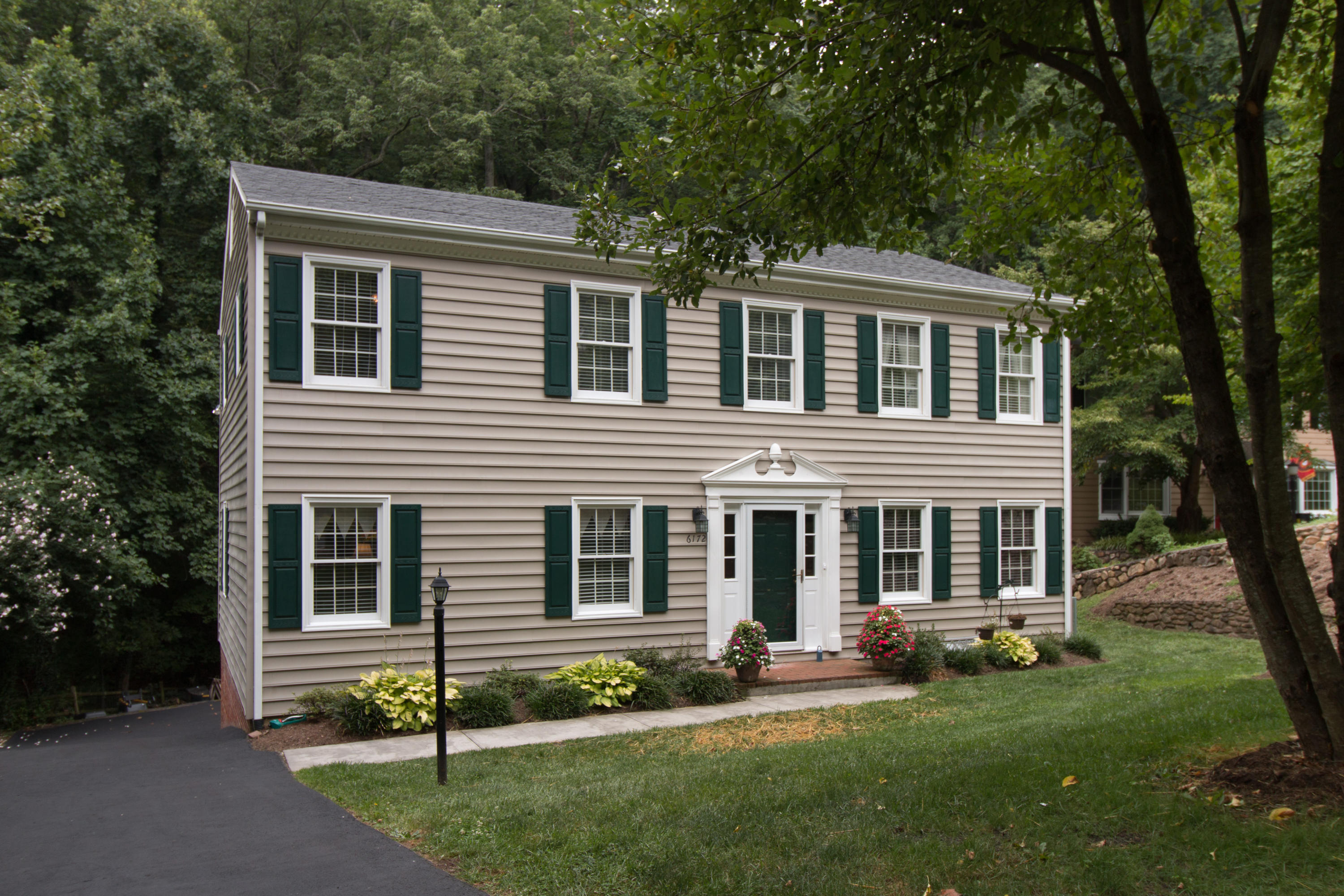 6172 Burnham Road Roanoke, VA 24018 - Photo 3 of 37 IMG_3102
