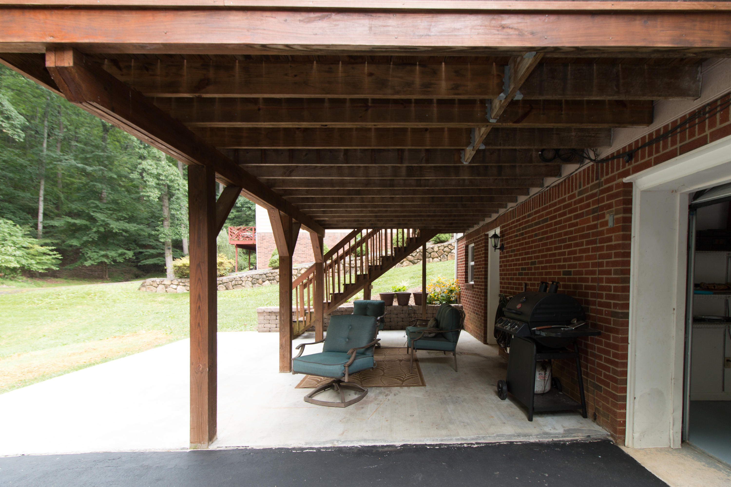 6172 Burnham Road Roanoke, VA 24018 - Photo 36 of 37 IMG_3099