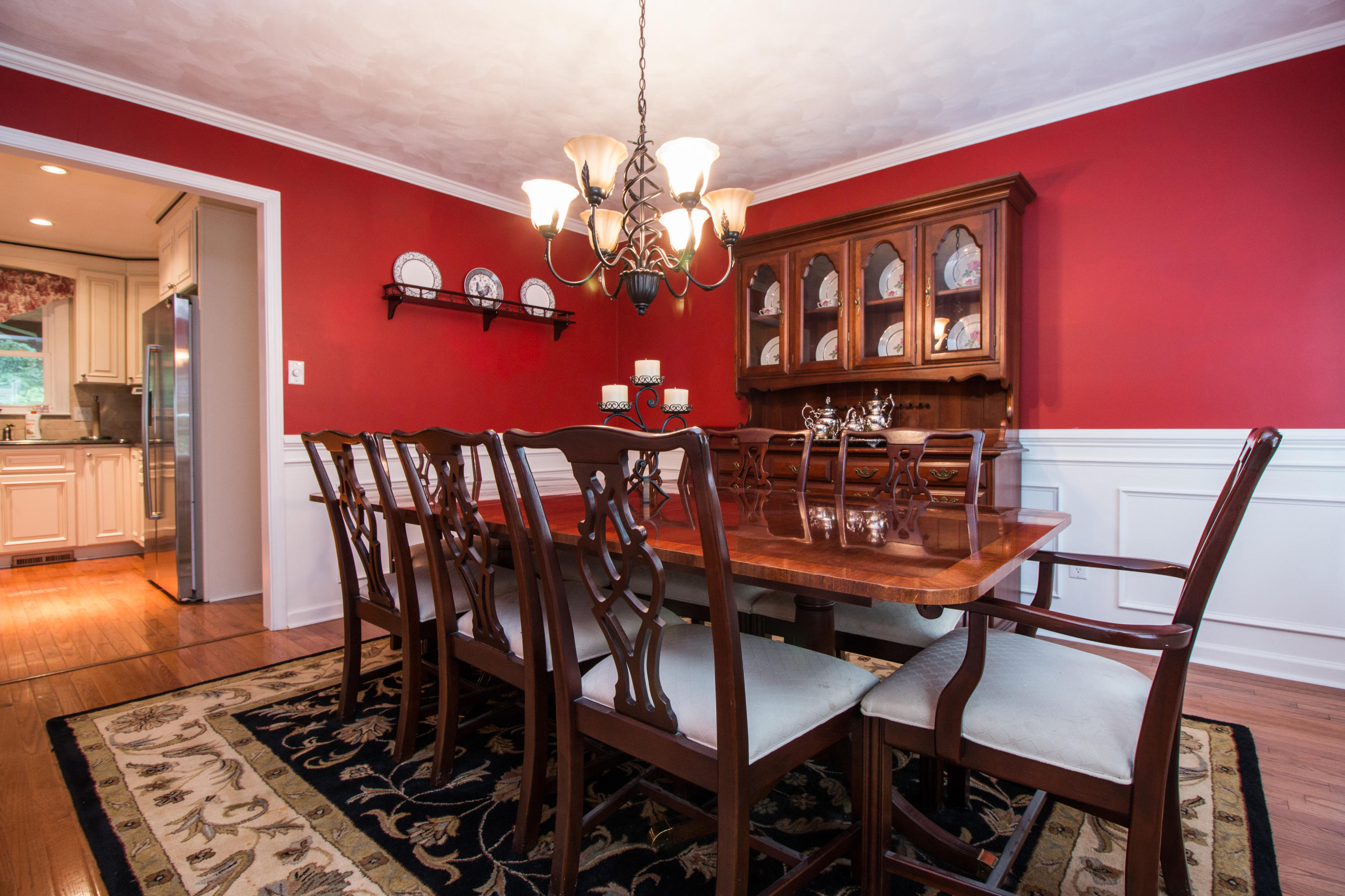 6172 Burnham Road Roanoke, VA 24018 - Photo 5 of 37 IMG_3060