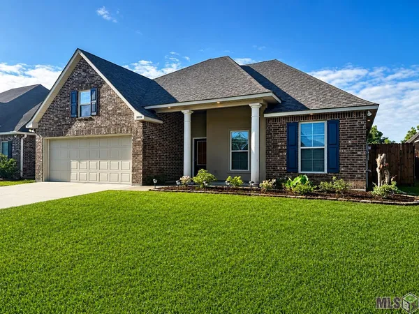 $2,250 | 10028 Savannah Jane Lane, Baton Rouge, LA 70817