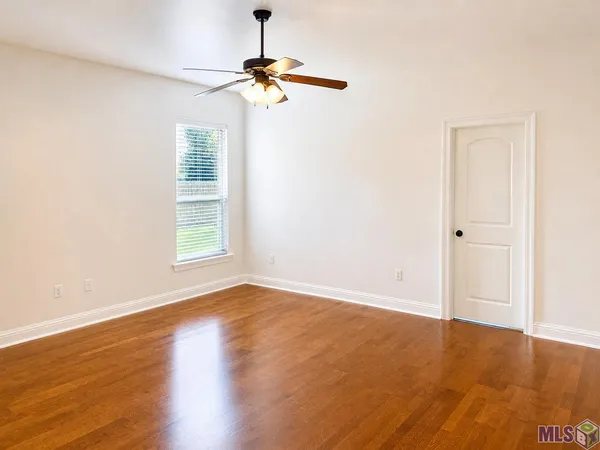 $2,250 | 10028 Savannah Jane Lane, Baton Rouge, LA 70817