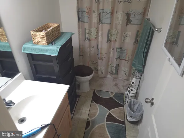 $269,900 | 23 Private Court, Bunker Hill, WV 25413