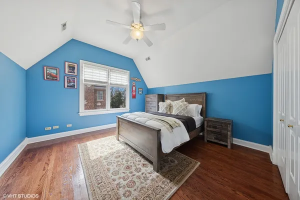 $1,799,999 | 522 North County Line Road, Hinsdale, IL 60521