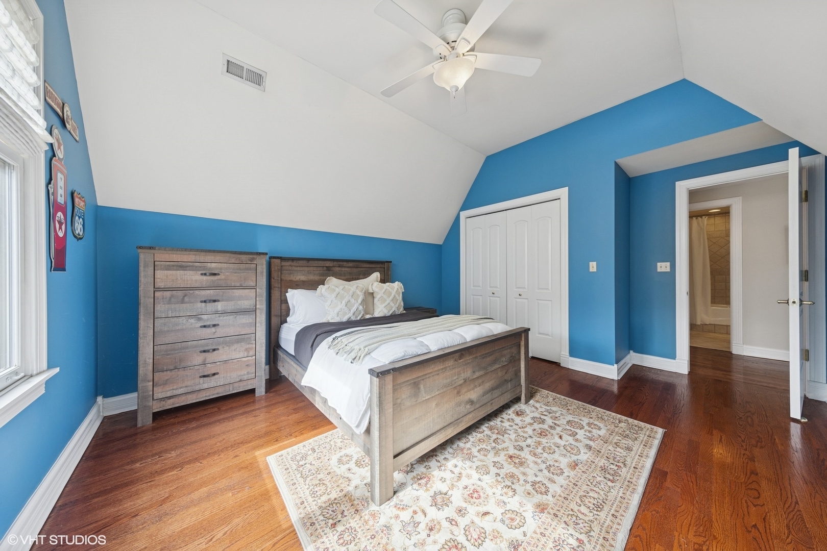 522 North County Line Road Hinsdale, IL 60521 - Photo 24 of 39