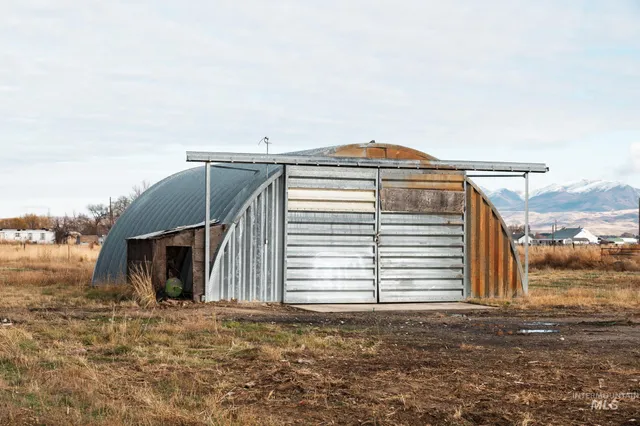 $880,000 | 3020 West Sales Yard Road, Emmett, ID 83617