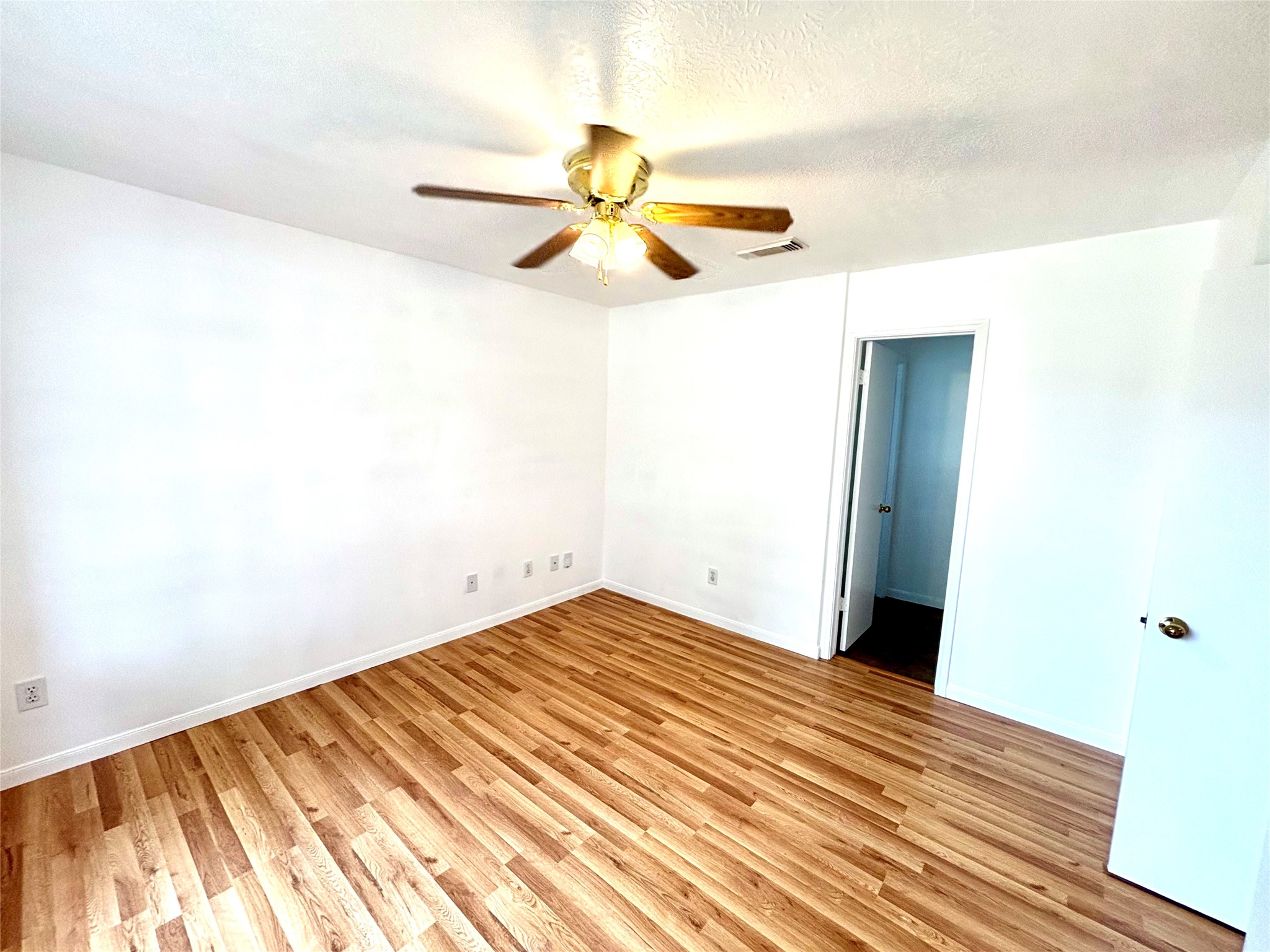 2118 Westminister Road Pearland, TX 77581 - Photo 13 of 18