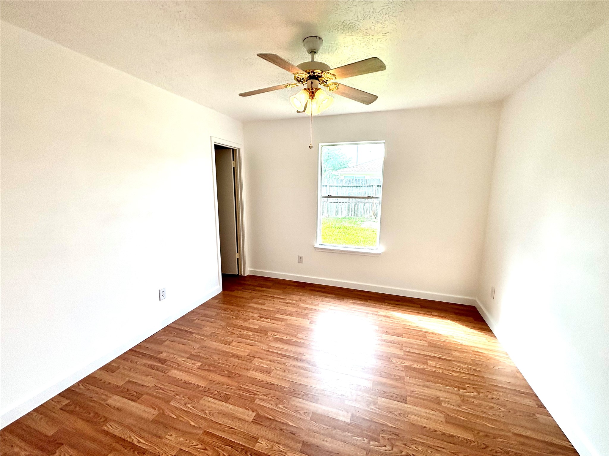 2118 Westminister Road Pearland, TX 77581 - Photo 16 of 18