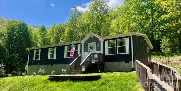 $360,000 | 1205 Saunook Road, Waynesville, NC 28786