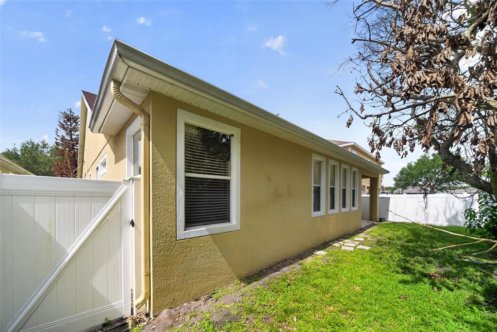 11713 Fitzgerald Butler Road Orlando, FL 32836 - Photo 19 of 31