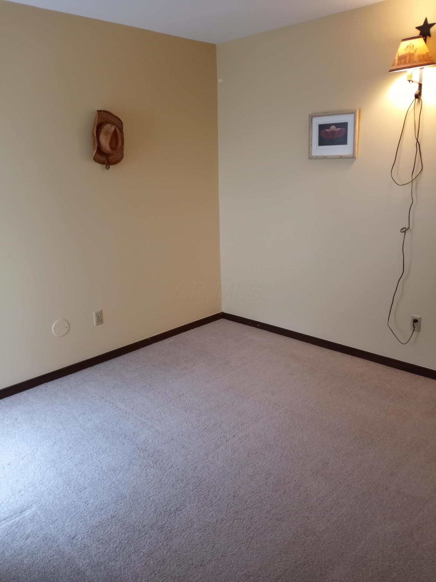 2064 Quail Ridge Street Columbus, OH 43229 - Photo 14 of 17 Gallery Image 14