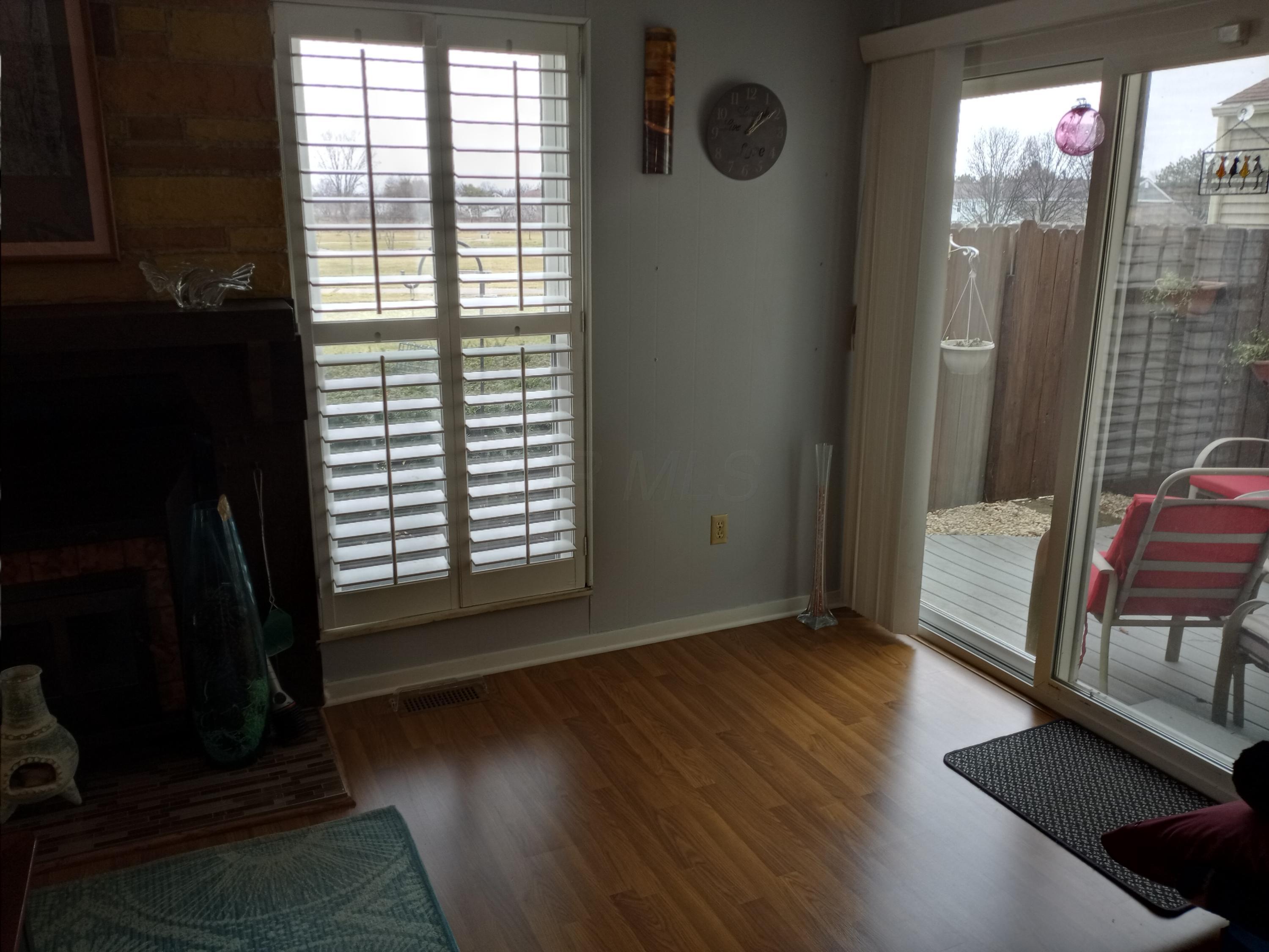 2064 Quail Ridge Street Columbus, OH 43229 - Photo 3 of 17 Gallery Image 3