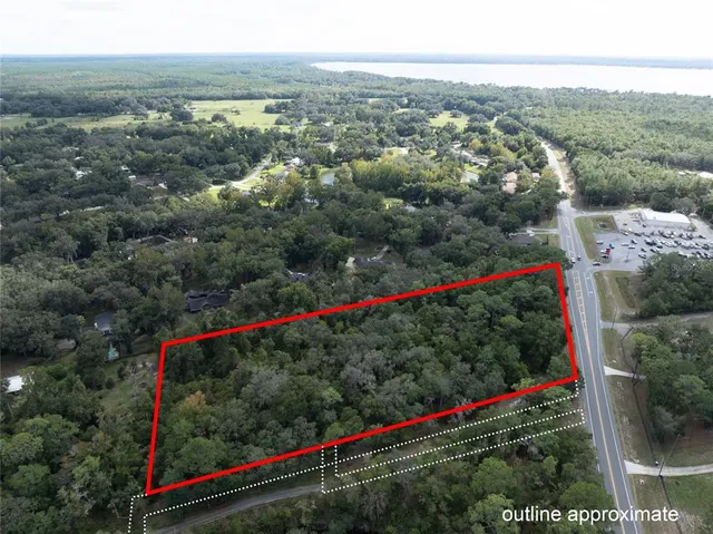 a view of a lush green field